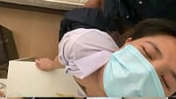 เต้ย บางโพ vk นักข่มขืนคาชุดก่อนโดนจับ คลิปหลุดรีบดูก่อนโดนลบ! หลอกสาวมาล่อหีในห้องเช่า xxx ให้ใส่หน้ากากพร้อมกล่อมให้หันหีให้ควย แล้วจับเย็ดสดท่าด๊อกกี้ เอาหีถี่แบบรัวๆไม่ยั้ง กระหน่ำซั่มหีเสียวจนร้องครางกระเส่าเสียงหลง